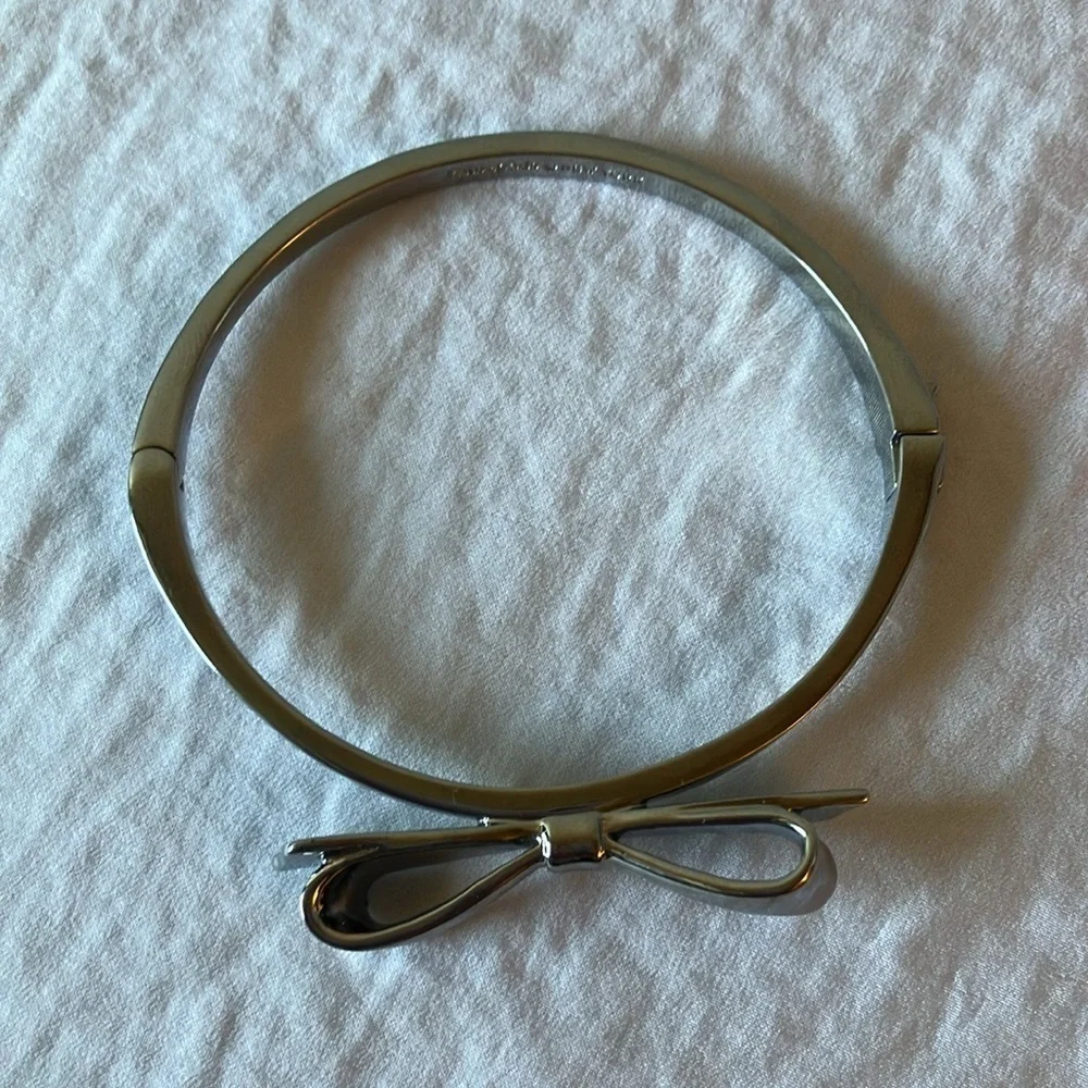 Kate Spade: Silver Tone Bracelet with Bow- Side Clasp - Picture 9 of 16